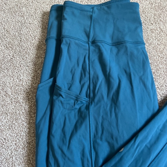 LuluLemon Leggings - Picture 3 of 4